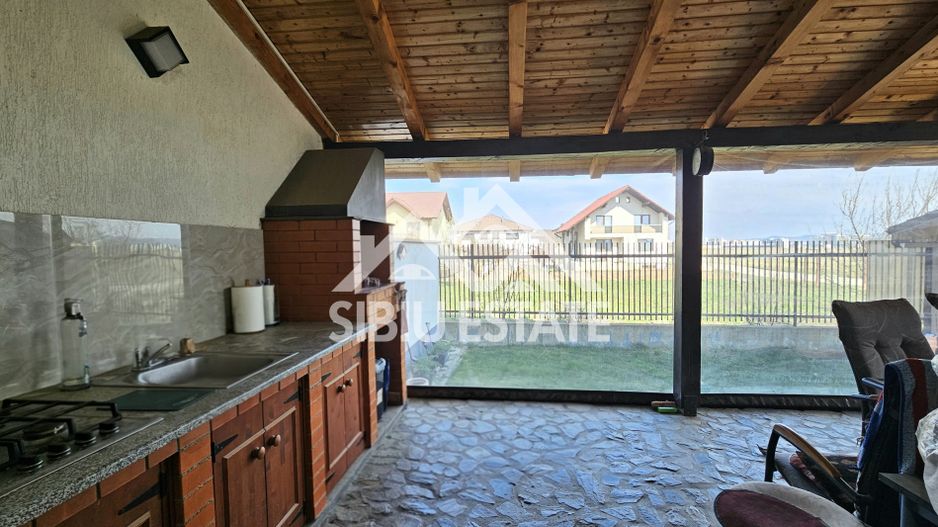 Casa generoasa 5 dormitoare, pivnita, mansarda hobby - Poză 19