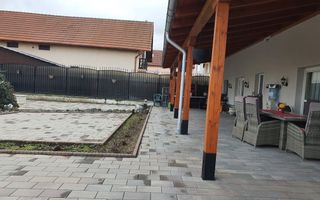 Proprietate cu 2 case | 540 mp utili | Teren 1000 mp | Tălmaciu - Poză 7