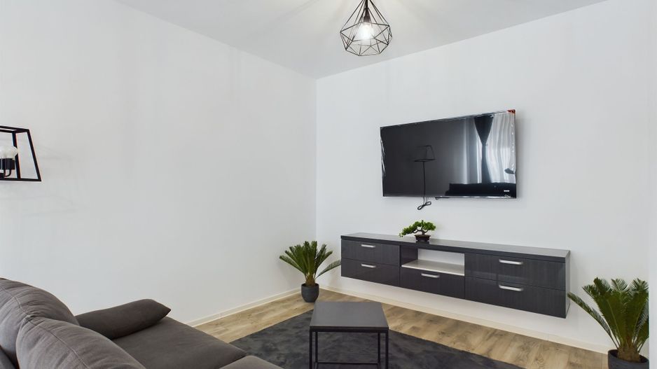 Apartament 2 camere, mobilat, în zona Torontalului - Poză 1