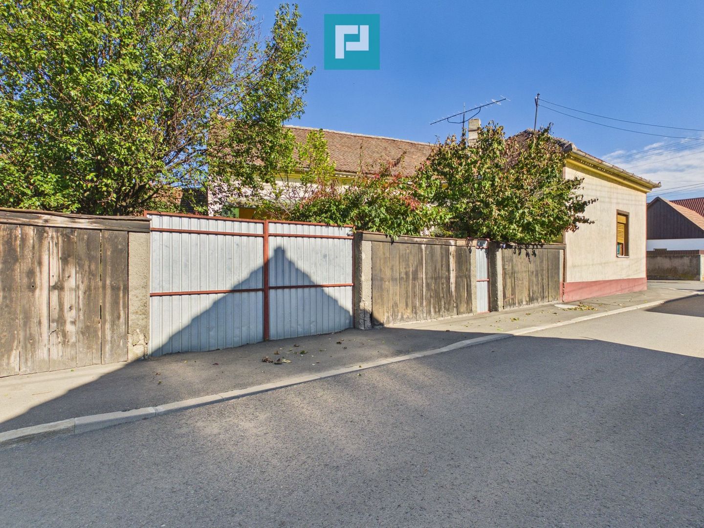 Casă din cărămidă cu teren 639 mp, Lipova - Poză 17