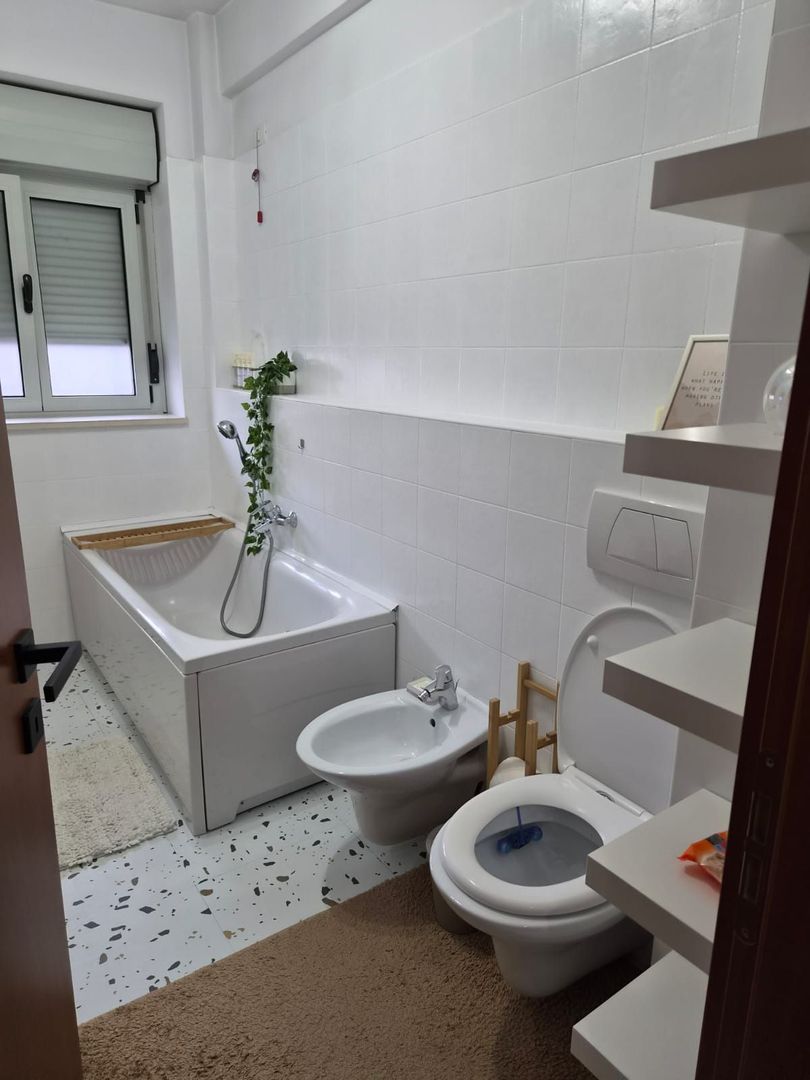 Apartament doua camere,doua locuri de parcare zona Aradului - Poză 15