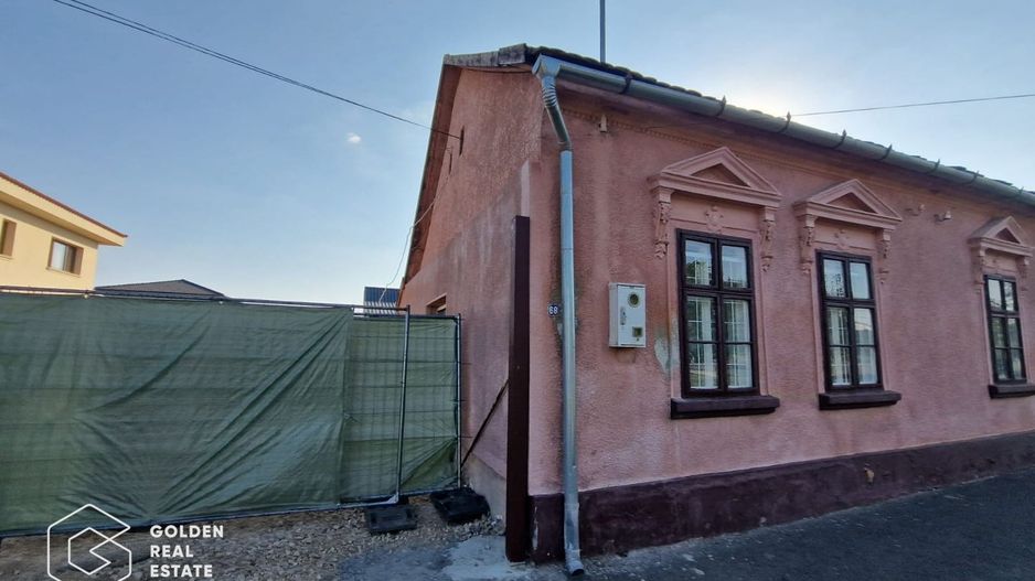 Teren 900 mp cu cladire de birouri pt depozit, parc auto,  centru logistic, etc - Poză 12