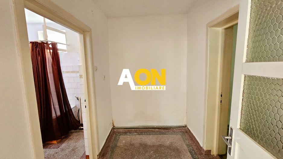 Casa 5 camere, 369 mp teren, zona Centru, pretabila pentru birouri - Poză 14