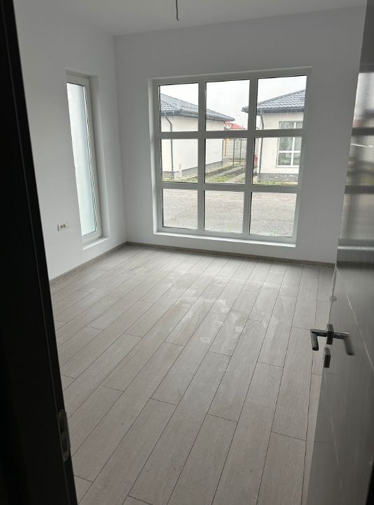 CASA INDIVIDUALA DOMNESTI, 4 CAMERE, INCALZIRE PARDOSEALA, COMIS 0% - Poză 14