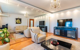 Apartament spatios 3 camere,  P-ta Unirii/ Sf Vineri - Poză 1
