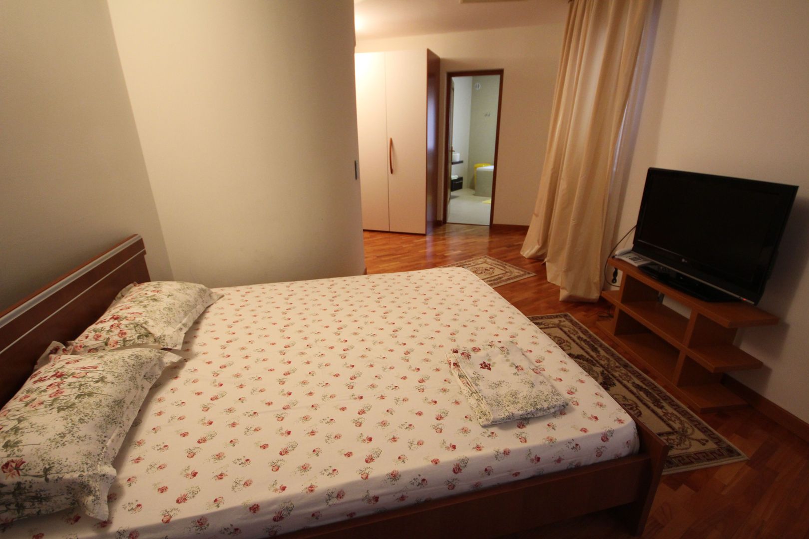 Casa pretabila birouri, camin de batrani - Poză 43