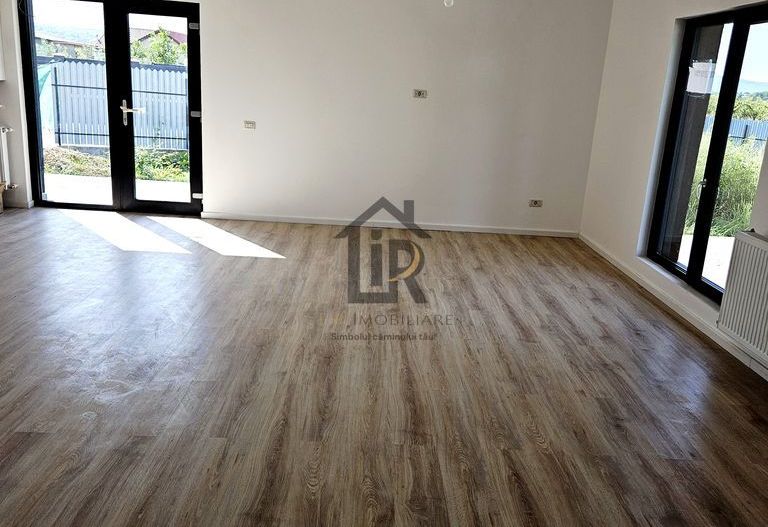 Casă individuală cu 3 camere – Vișan, Iași - Poză 11