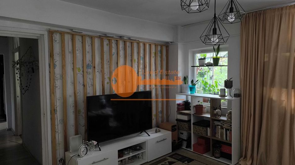 Apartament cu 2 camere in zona Drumul Sarii - Poză 1