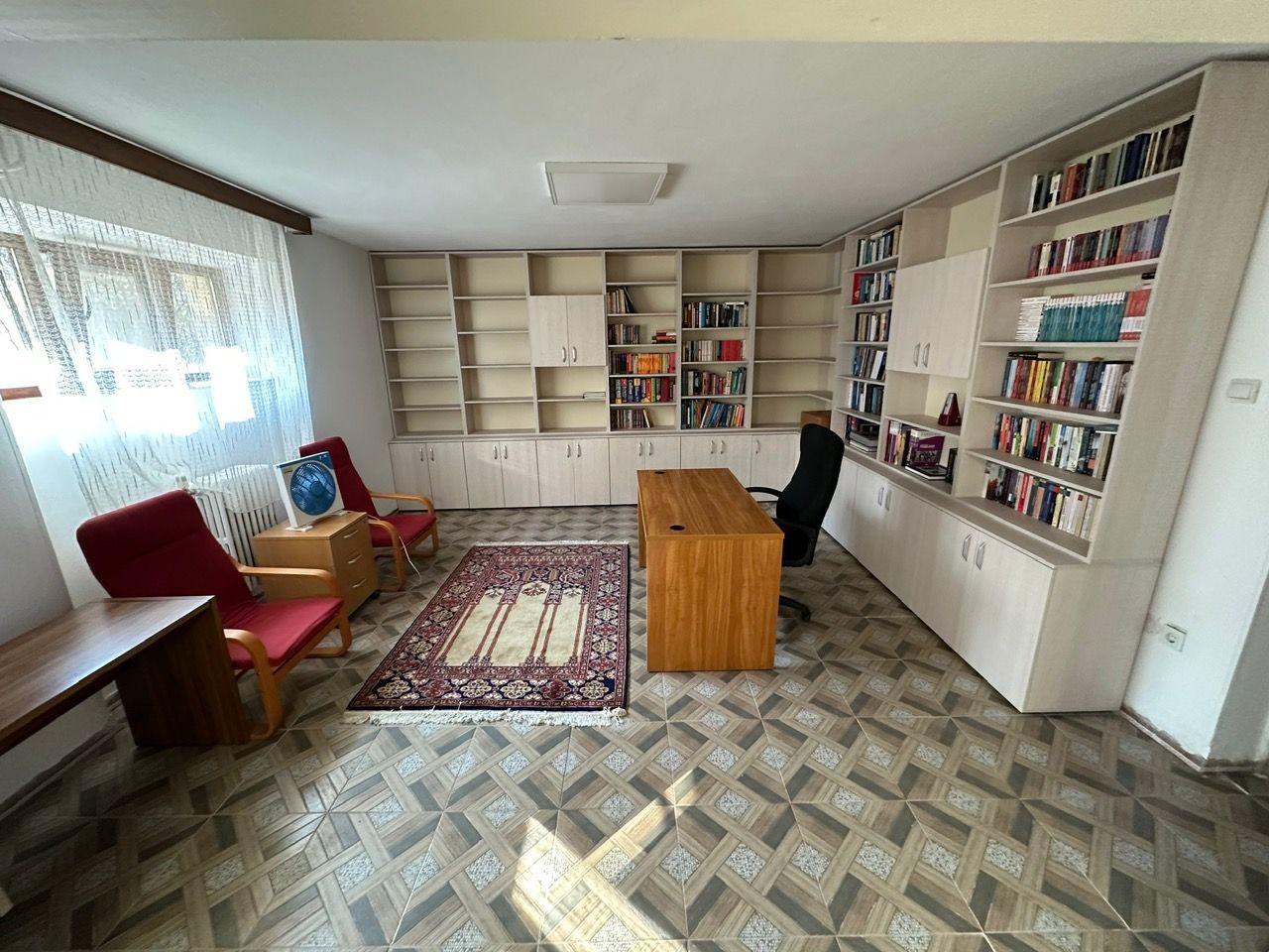 Casa in zona CENTRALA -  Take Ionescu - Poză 8