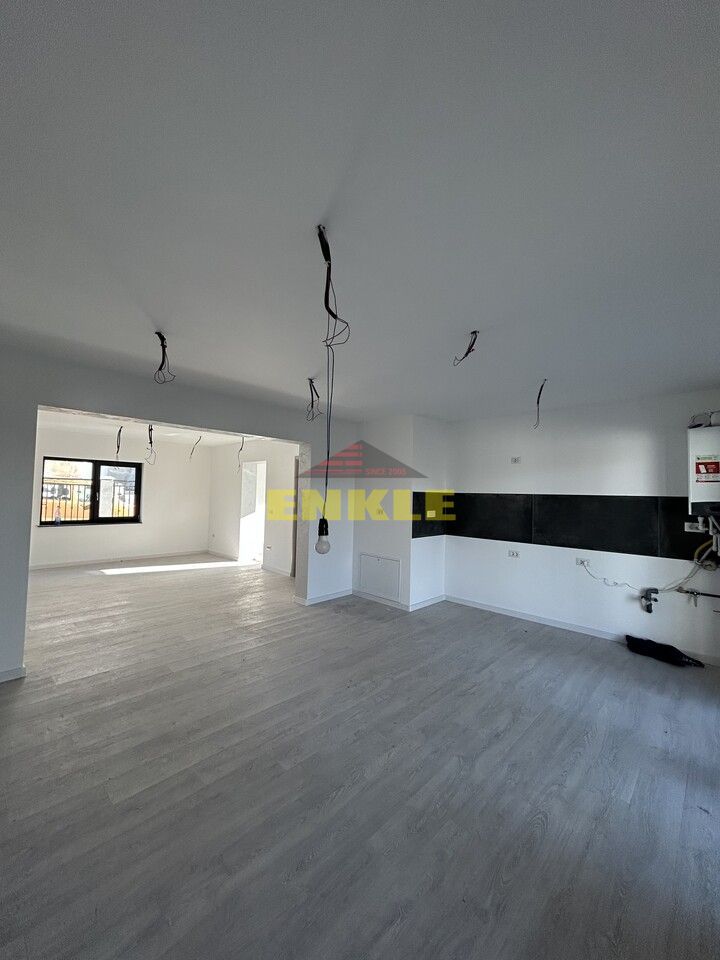Casa de vanzare, zona Liceul Pedagogic. Pret 225.000€ Negociabil! - Poză 6