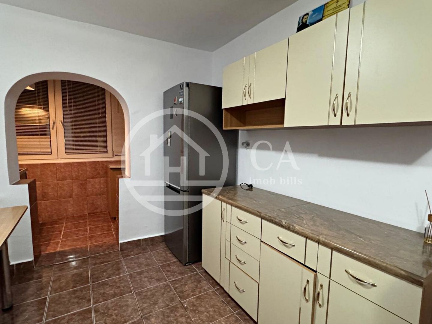 Apartament de vânzare  cu 3 camere în zona Iosia , Oradea - Poză 9
