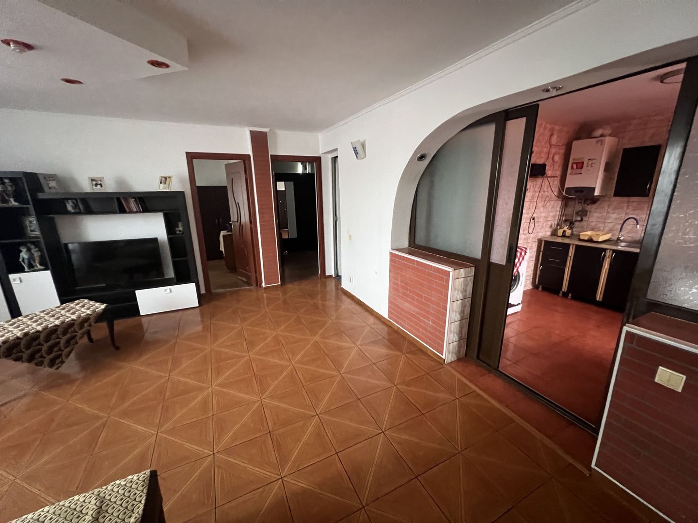 Vila  5 camere Pantelimon  mobilata utilata complet - Poză 6