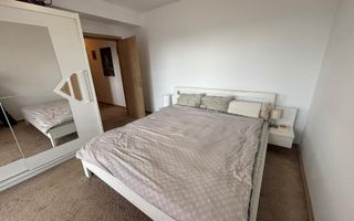 Apartament spațios cu 3 camere, 2 băi și balcoane generoase - Poză 1