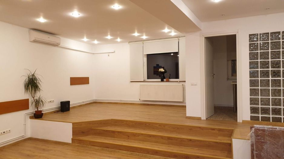 De vanzare Apartament 3 camere Mitropolie, ULTRACENTRAL liniste Unirii - Poză 1