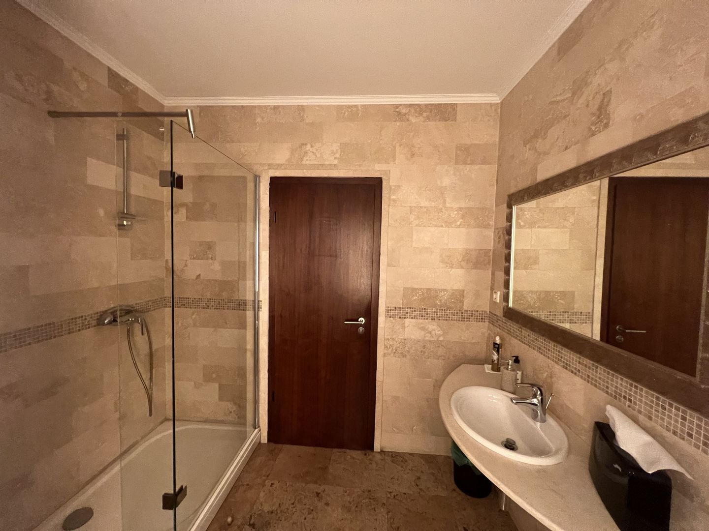 Vila superba Cotroceni - renovata complet premium (COMISION ZERO) - Poză 10