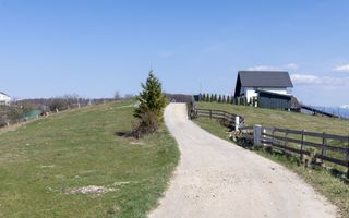 Teren intravilan în Poiana Mărului, 3.791 mp cu priveliste panoramica - Poză 14