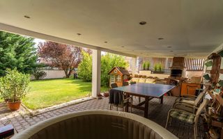 Vilă cu design și dotări deosebite de vânzare - Poză 10