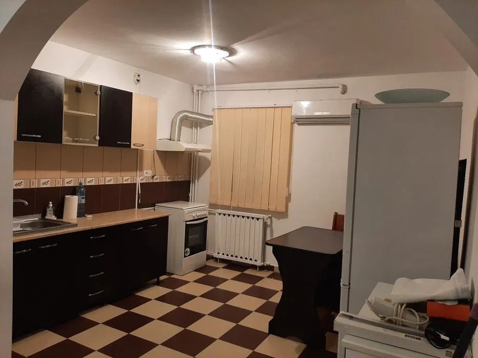 Inchiriere 2 Camere Vitan Mall - Poză 2