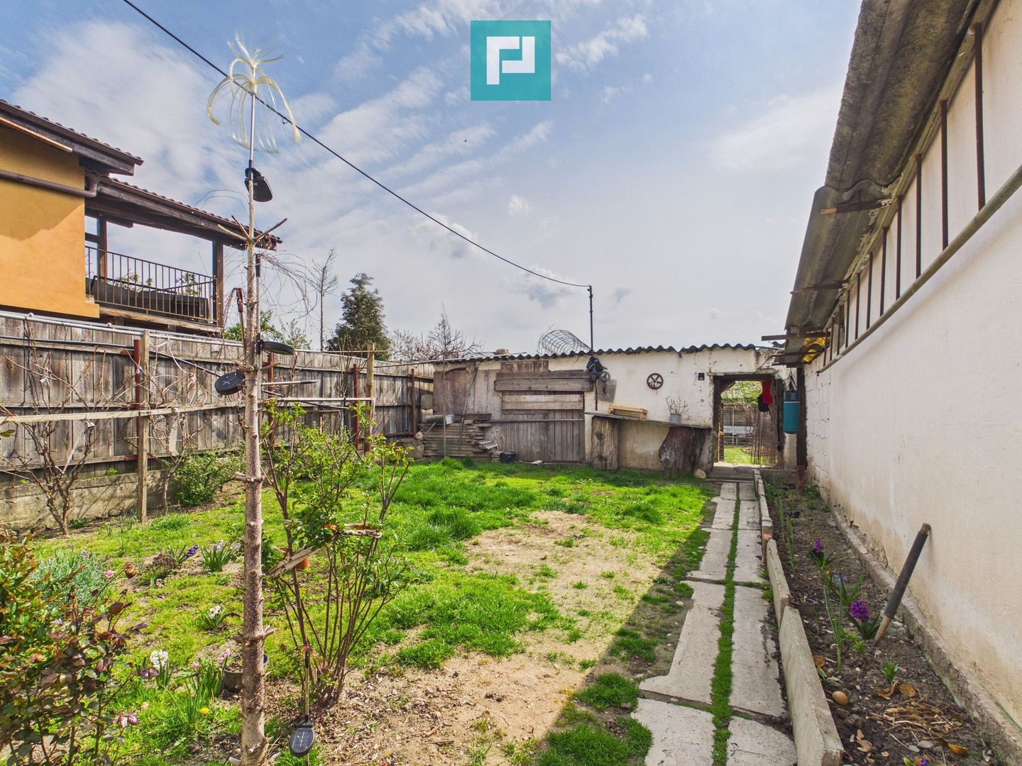 2 case separate + curte 1400 mp – Zona Dâmbovița - Poză 27