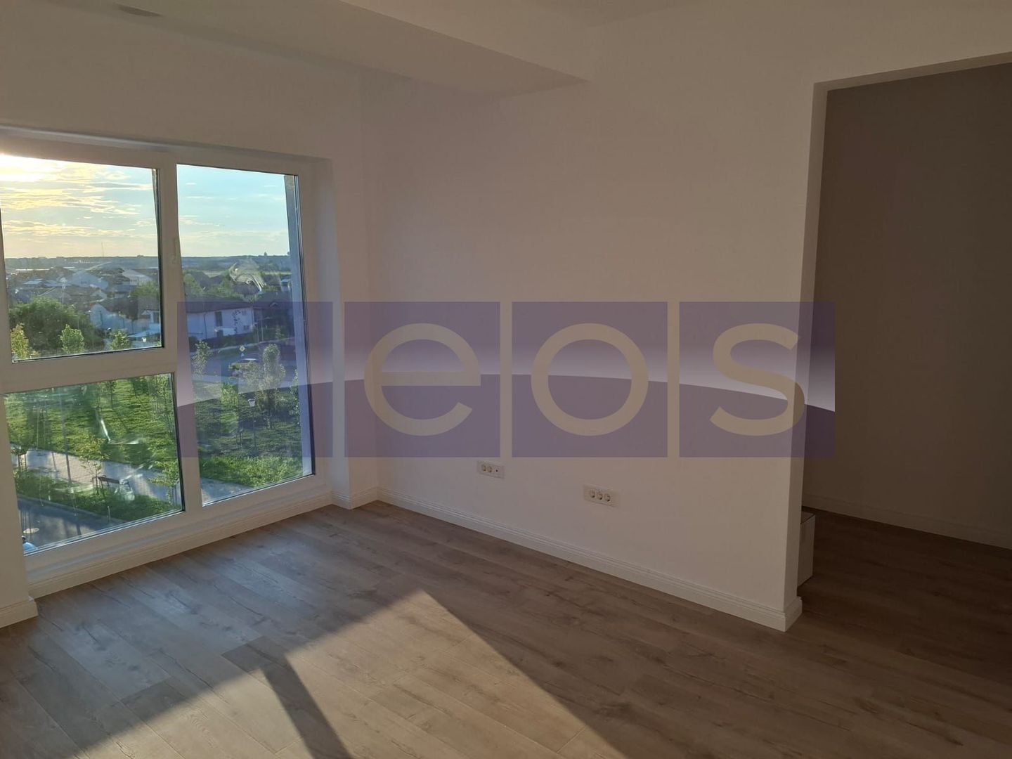 VANZARE 2 CAMERE PLUS BIROU | ZONA BANEASA COMPLEX ANTRACIT | - Poză 4