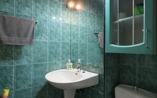 3 camere decomandate, 78 mp, Scortarilor–ideal locuință sau investiție - Poză 6