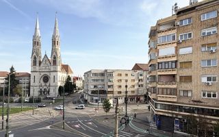 Apartament cu 3 camere in Piata Balcescu - Poză 4