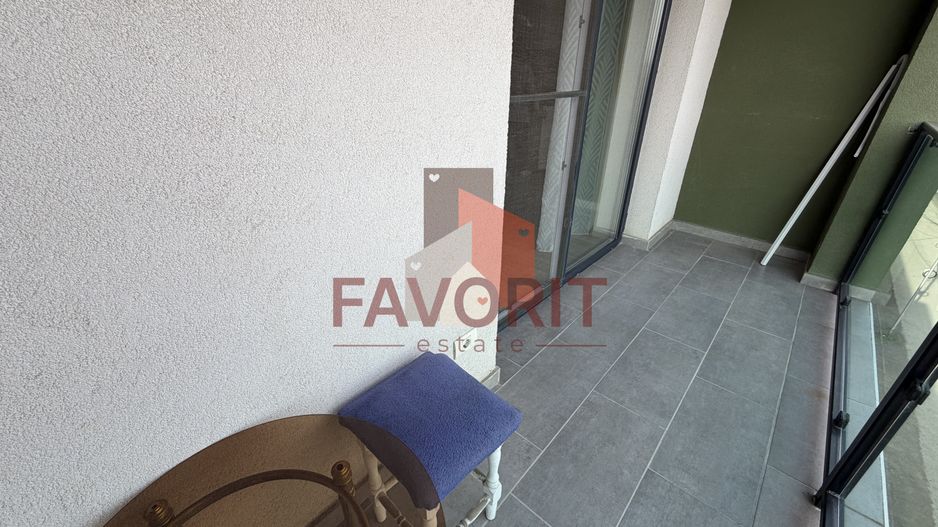 Spatios. Mobilat si utilat. Pozitie excelenta. - Poză 6