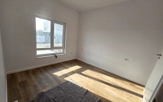 Duplex cu 5 camere despartit prin camera tehnica in Dumbravita - Poză 10