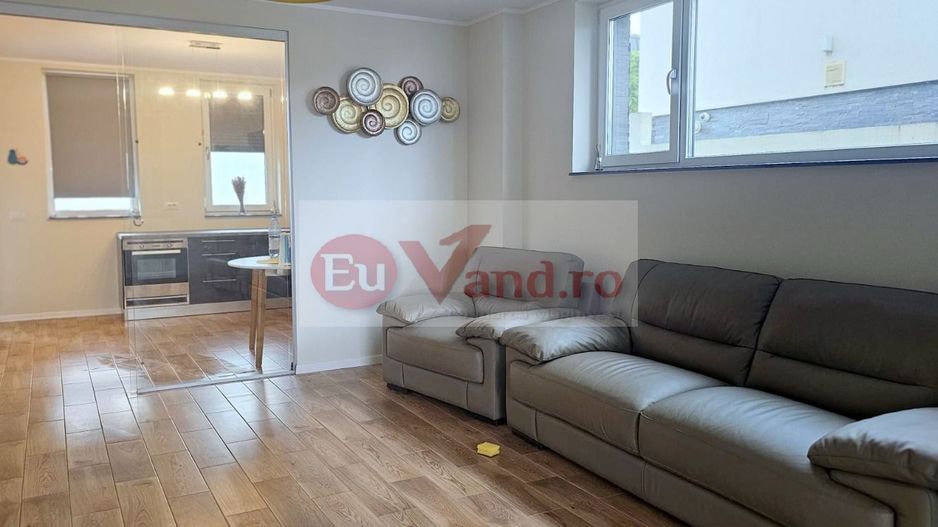 De vânzare casă premium tip duplex,  vedere spre Lacul Brates - Poză 17