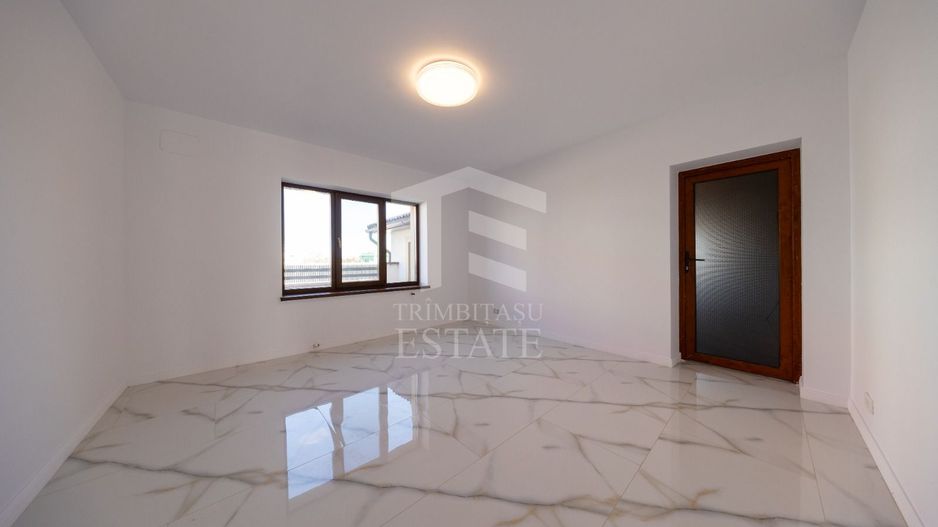 Sacele-Casa 6 dormitoare + 4 bai teren 979 mp. - Poză 7
