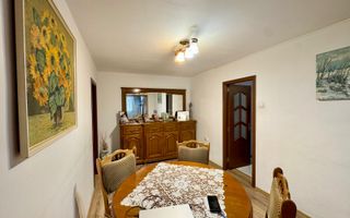 Apartament 3 camere de vânzare | zona Săsar | parter | curte privată | - Poză 2