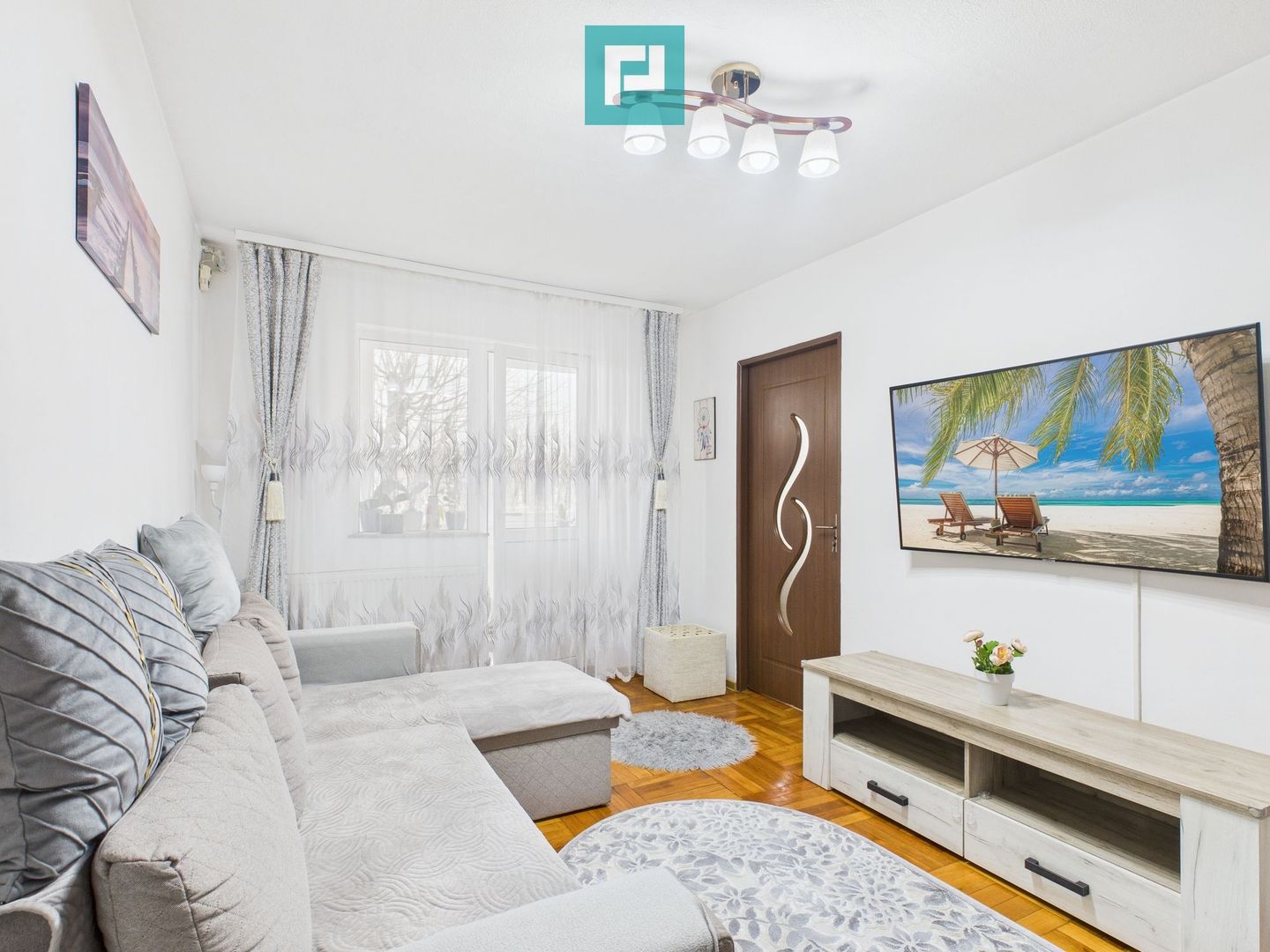 Apartament cu 3 camere complet mobilat și utilat - Poză 1