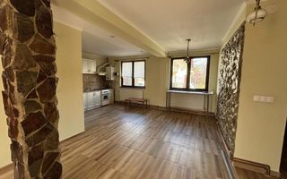 Casa 3 dormitoare curte de 300 mp utili garaj deschis Calea Surii Mici - Poză 1