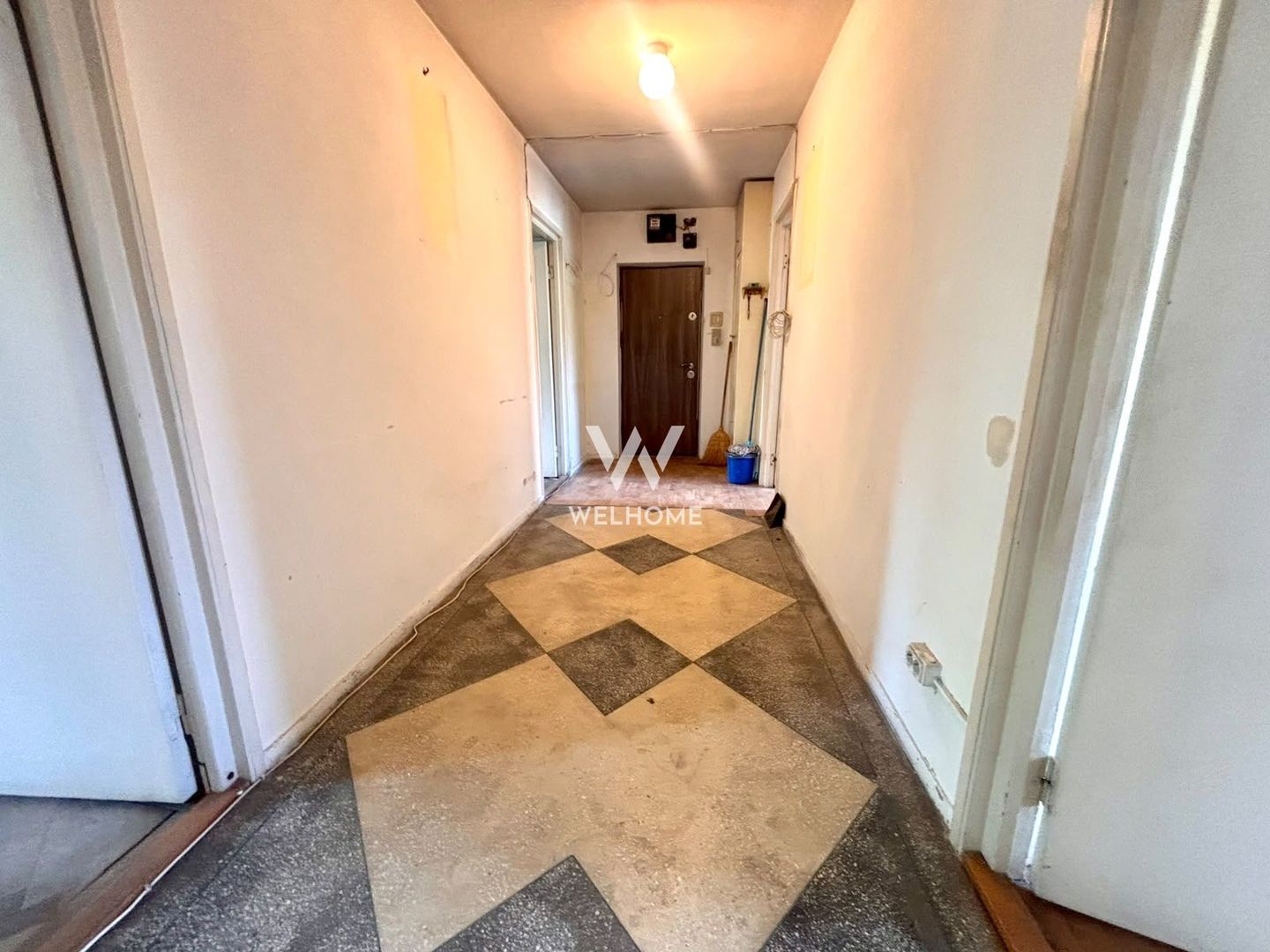 Apartament 3 camere central Ștrand cu garaj si boxa - Poză 8