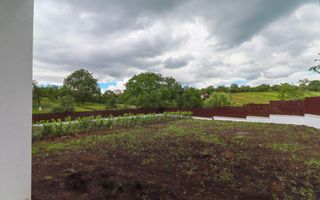 Case cuplate 5 camere si teren de 700 m2 in Feleacu - Poză 36