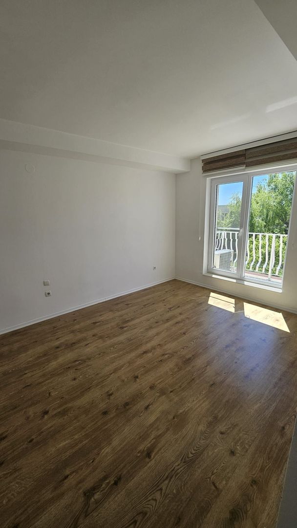 Vila 3 camere in Cosmopolis - Poză 6