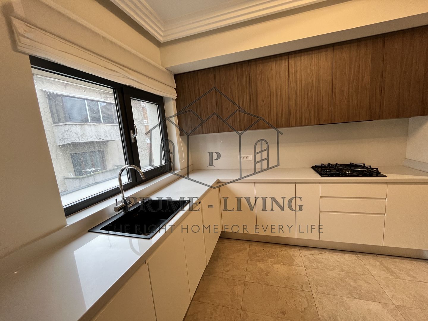 APARTAMENT  CU 4CAMERE LA INCHIRIERE IN COMPLEX DIN DOROBANTI CAPITALE - Poză 2
