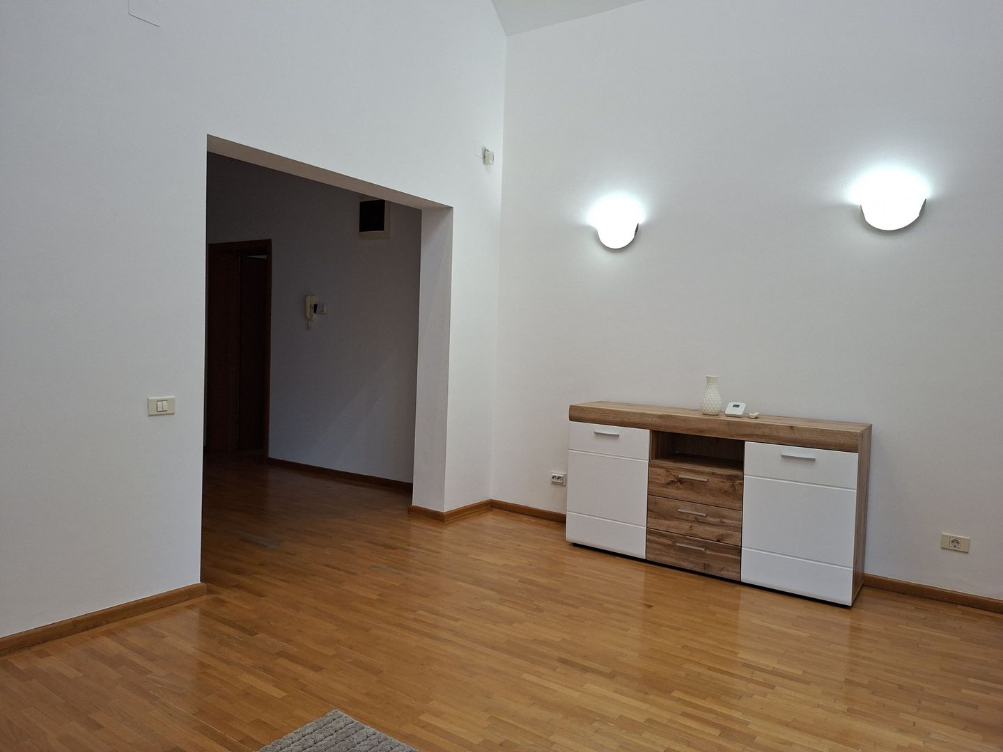 Vilă luminoasă I Gradina mare si loc de joacă privat I Iancu Nicolae - Poză 18