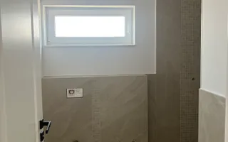 Jumătate de duplex premium, 120 mp utili, teren 256 mp, garaj și 3 dor - Poză 12
