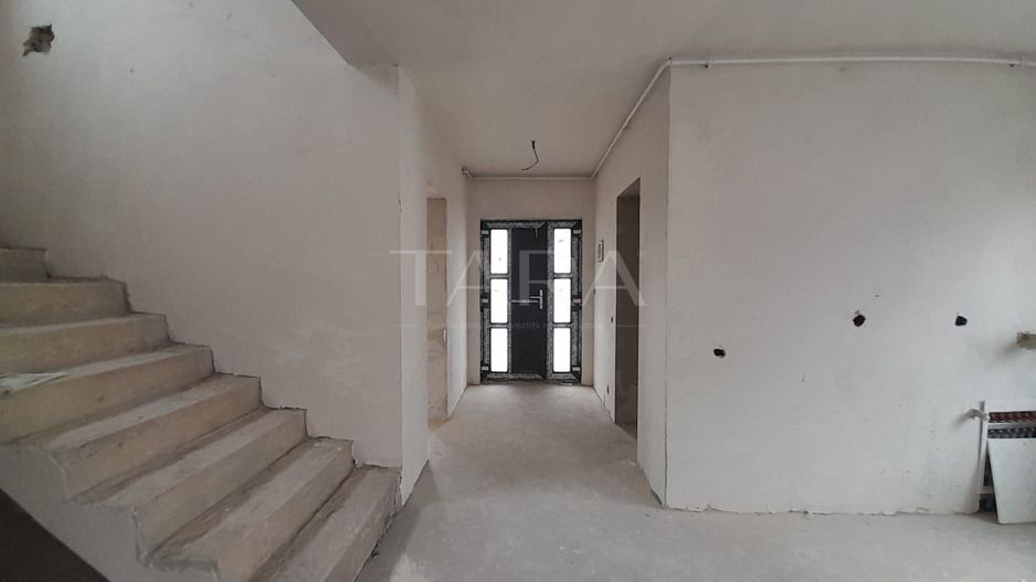 Vanzare casa individuala in Sannicoara - Poză 3