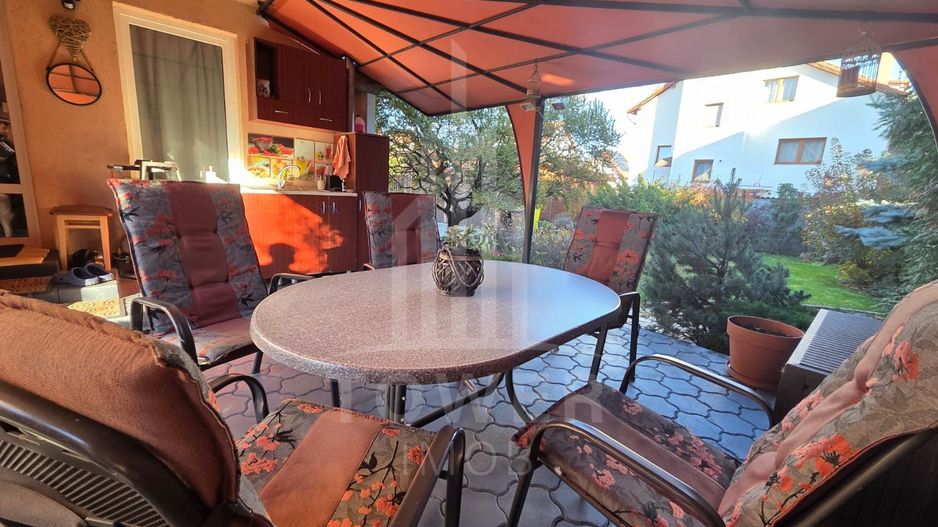 Casă modernă de vânzare în Șelimbăr – zonă Brana - Poză 31