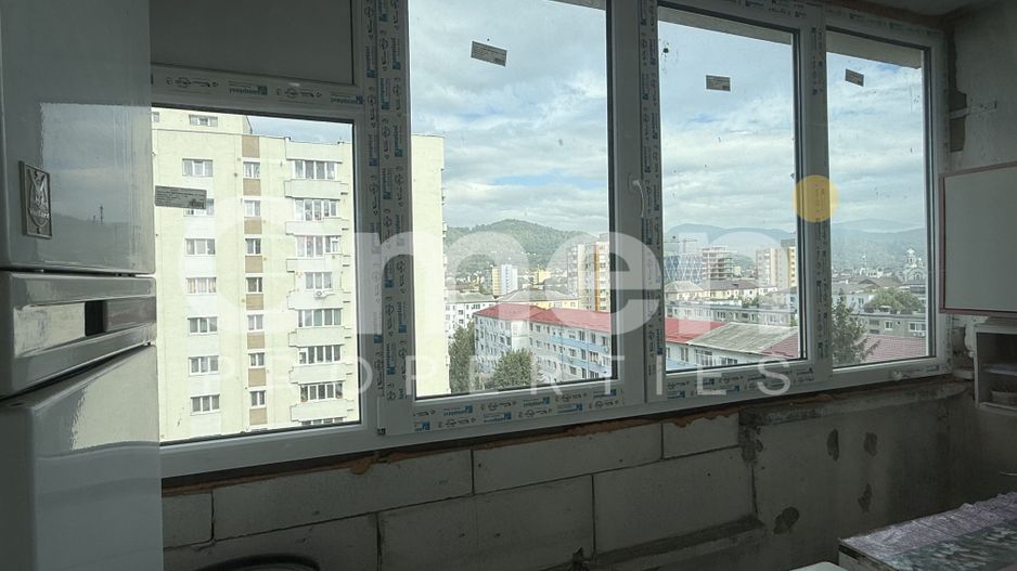 Apartament cu 4 camere; 74.66 mp, decomandat, Bd. Decebal - Poză 8