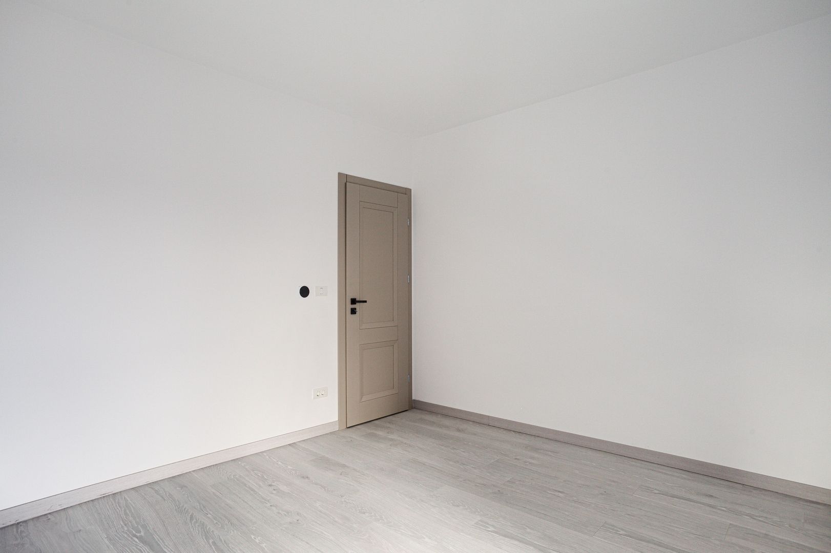 Apartament  nou  cu 3 camere în Complexul Adora Park -COMISION 0% - Poză 9