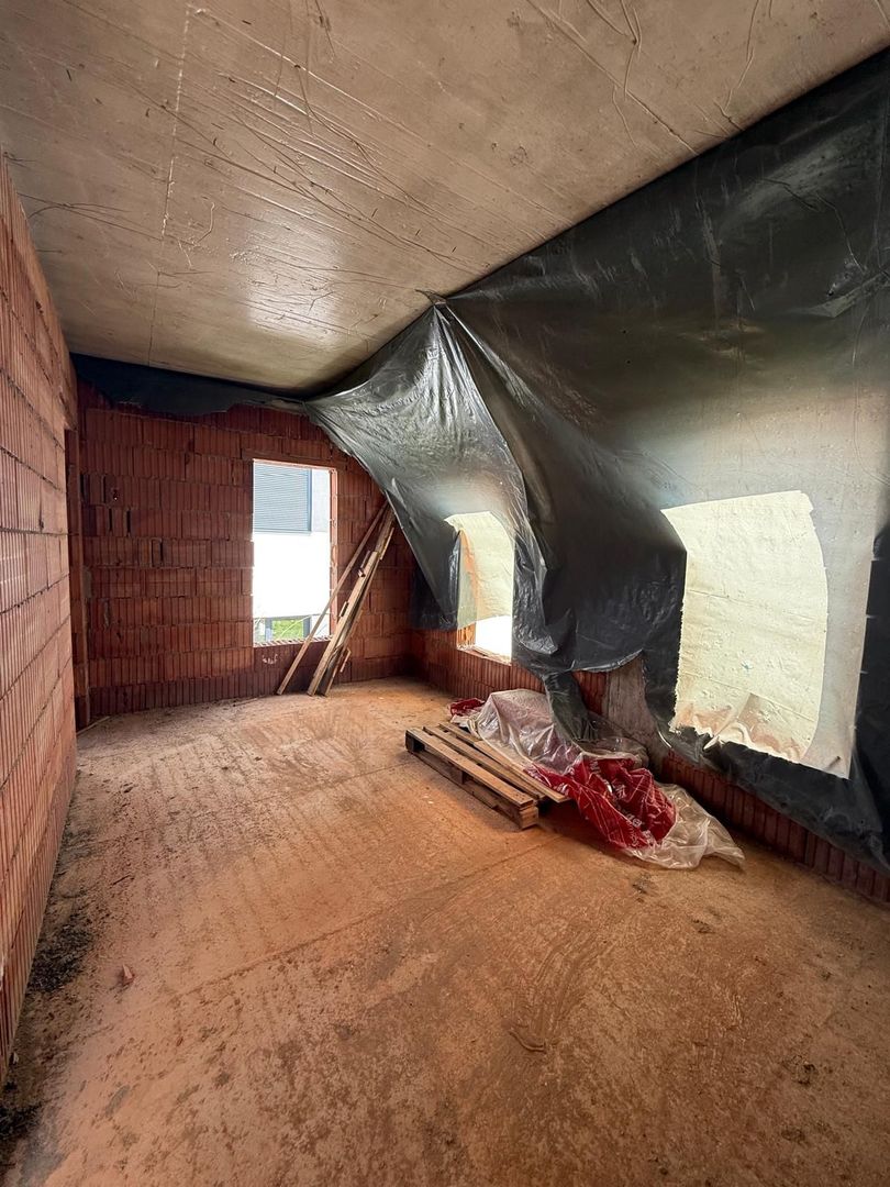 Duplex la rosu - 3 dormitare- Dumbravita - Poză 8