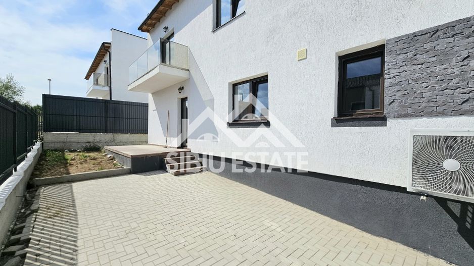 Casa mobilată 4 camere  Sibiu Calea Cisnadiei, NOU - Poză 1