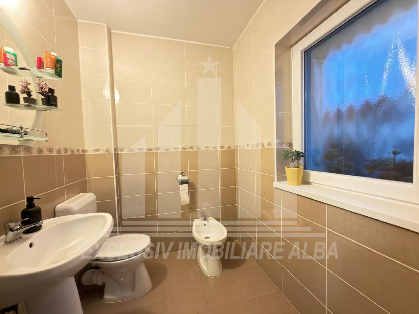 Casa insiruita | De vanzare | 160 mp | Centru-Lipoveni - Poză 5