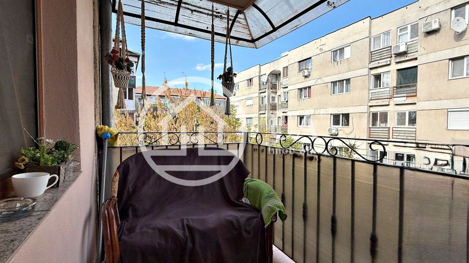 Apartament de vânzare 2 camere în zona Rogerius - Poză 5
