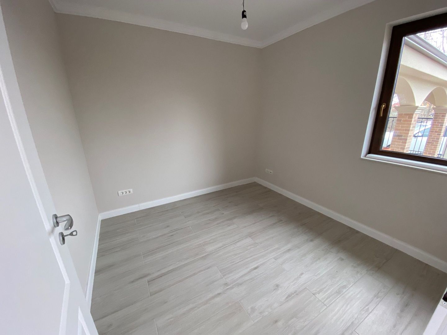 Duplex cu carport Dumbravita - IKEA - Poză 17