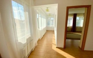 Vila luminoasa Crangasi/ Giulesti,  245 MP construiti, utilitati, 340000 EUR - Poză 7