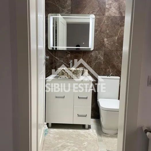 Casa 4 Camere 2 Bai Balcon si Terasa 21mp, mobilata si utilata - Poză 7